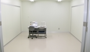 ドライルーム　室内