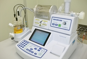 水分測定機　水分計